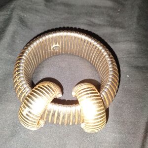 Gold Tone Fat Bracelet & Earrings Set